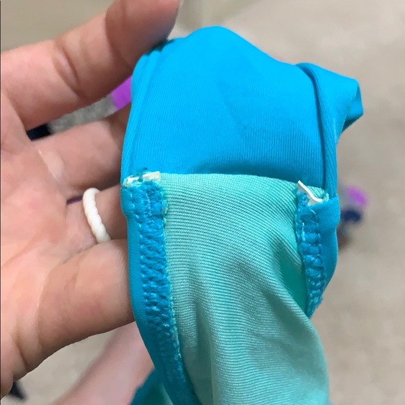 Victoria Secret Blue Bikini - Picture 4 of 4